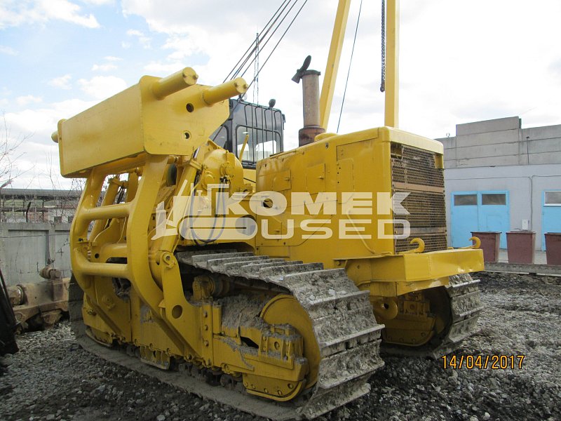 Трубоукладчик  Komatsu D355C-3